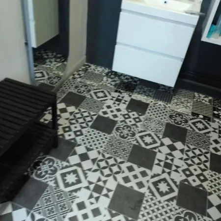 Apartman T4 Spacieux Dans Quartier Anime De Ideal Pour Visa Pour L'image